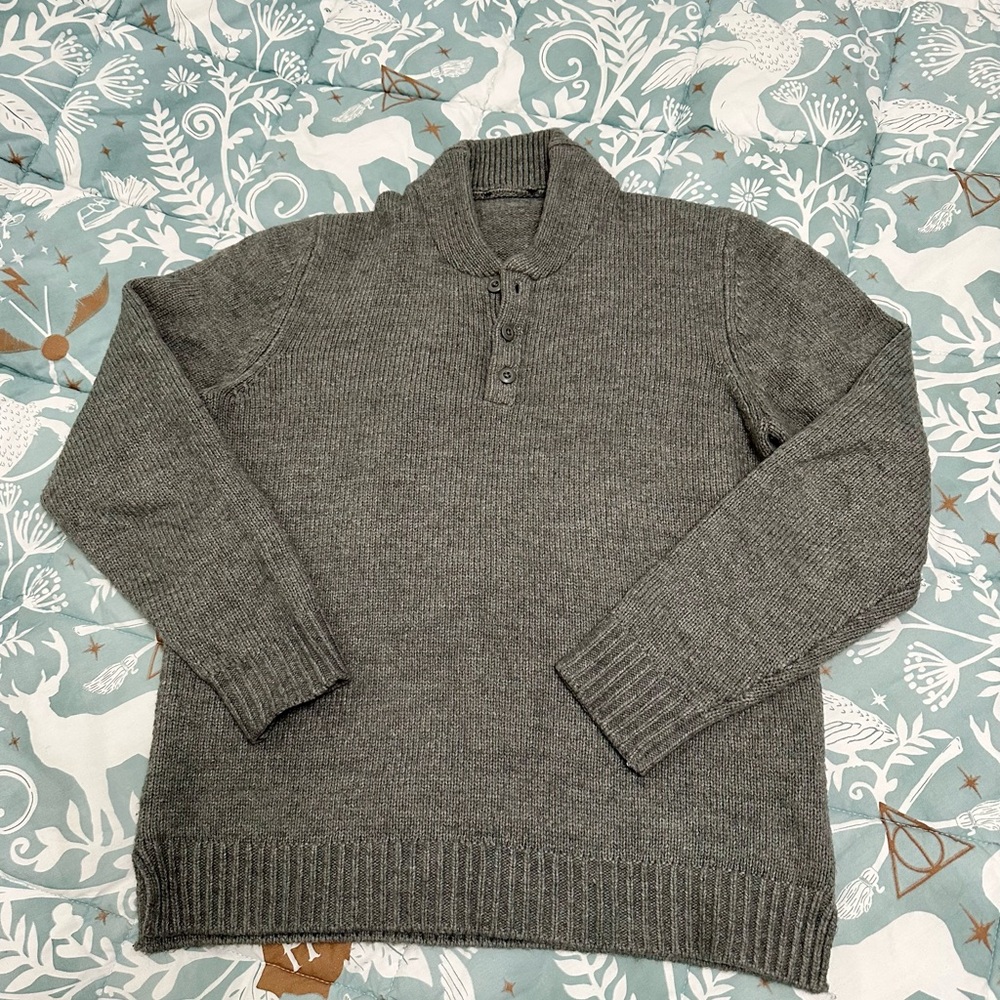 Goodfellow & Co Charcoal Crewneck Sweater